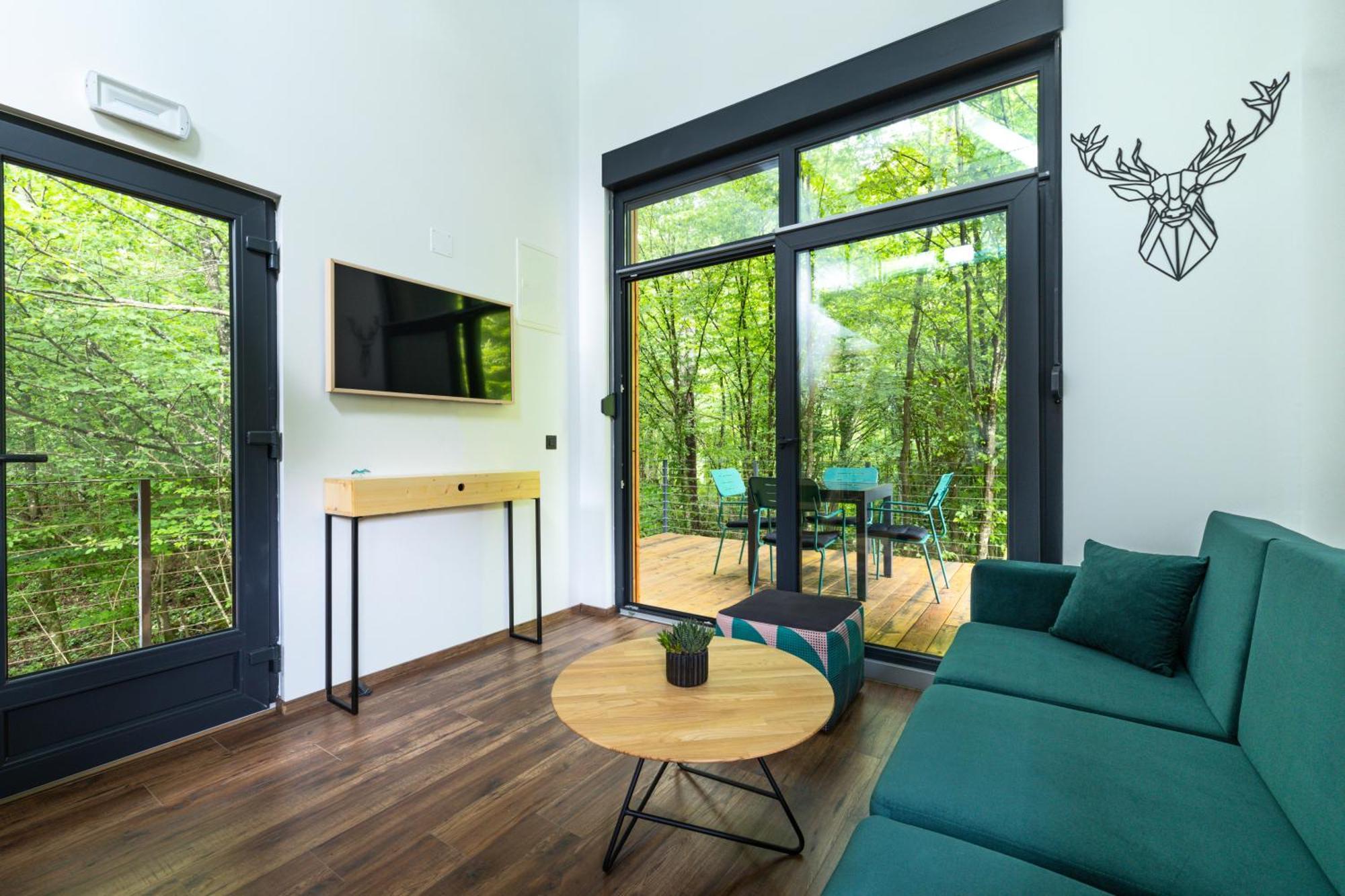 Tree Elements Treehouse Retreat Apartman Szluin Kültér fotó