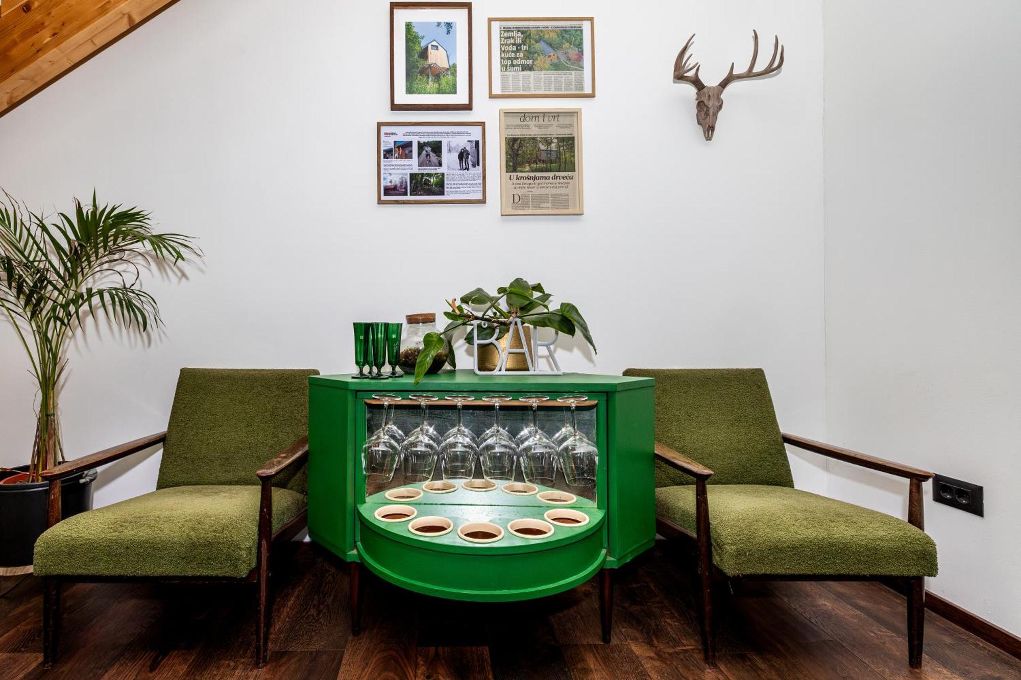Tree Elements Treehouse Retreat Apartman Szluin Kültér fotó